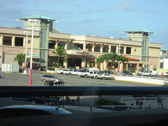 Early morning parking at Ala Moana