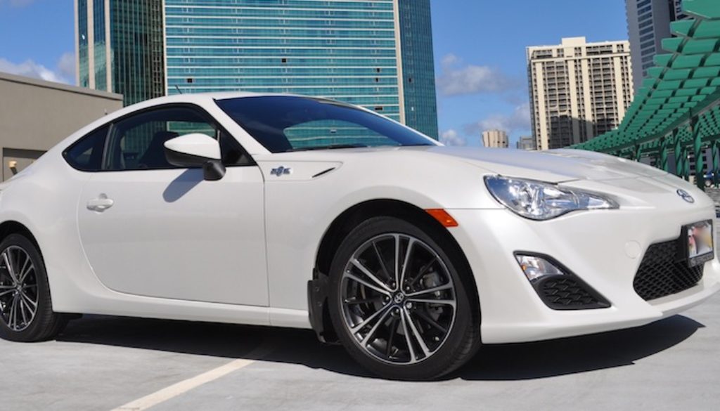 scion-frs-white