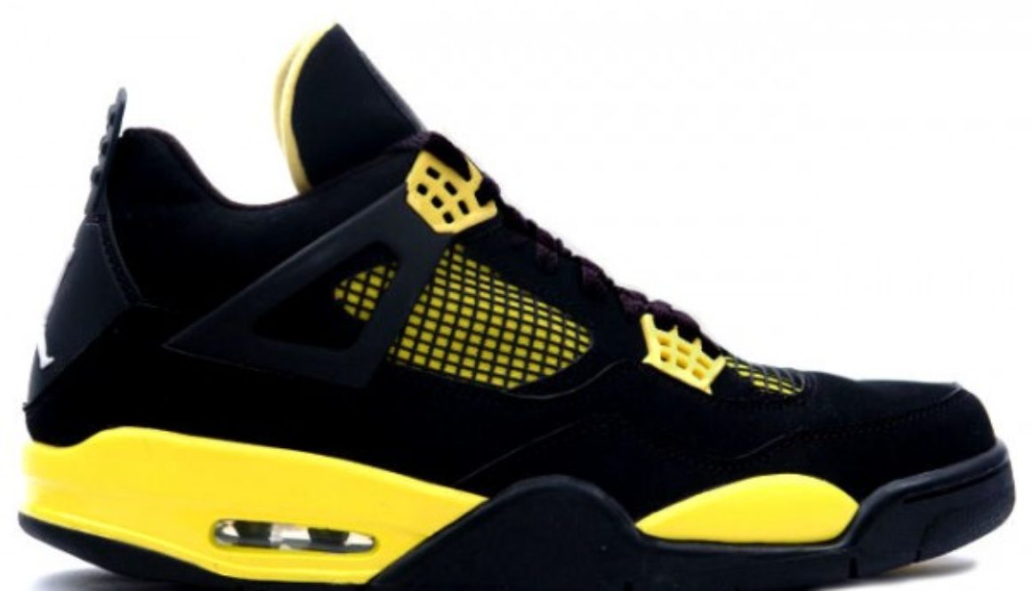 Air-Jordan-4-Retro-Black-Tour-Yellow-600x3991