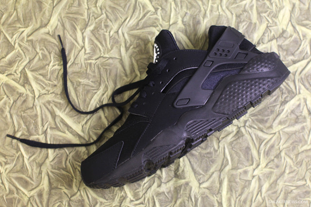 Nike Air Huarache Blackout