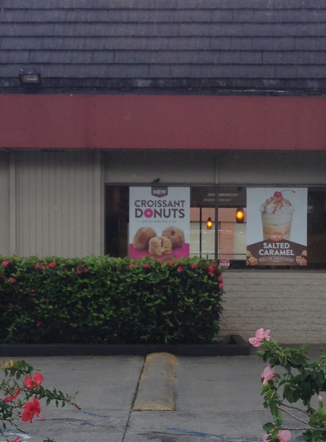 jack-in-box-croissant-donut