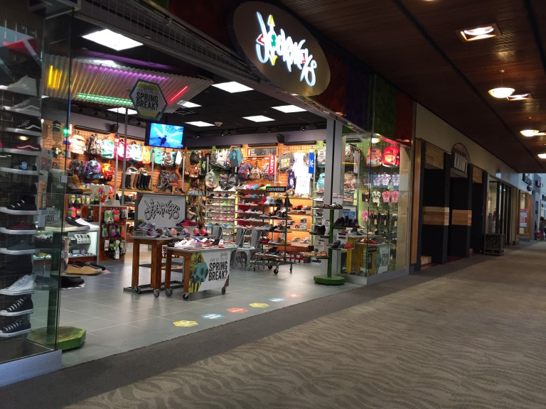 Changes at Windward Mall Pulpconnection