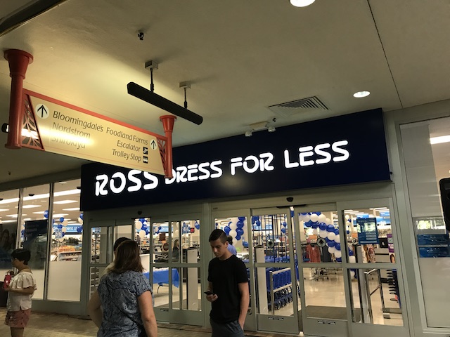 ross-ala-moana-signage